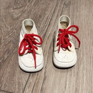Vintage young mate baby shoes